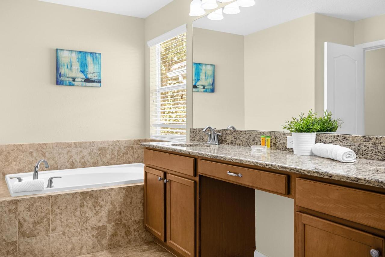Light Yellow Home Lift Your Mood Near Disney 5Beds 키시미 외부 사진